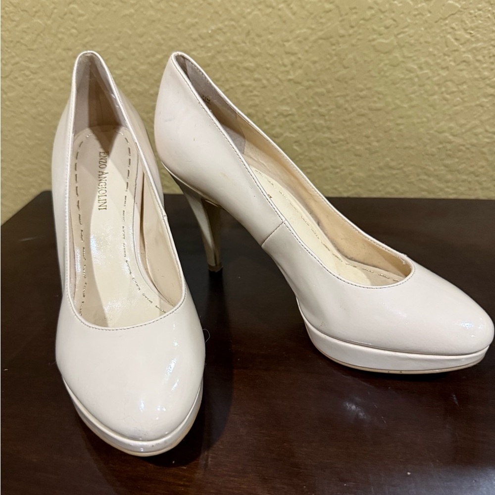 Enzo Angiolini Cream Heels